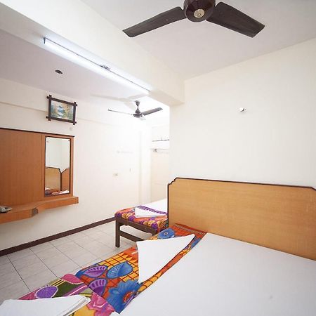 Spot On 38565 Hotel Surya Thiruvengadam St Ченнаї Екстер'єр фото