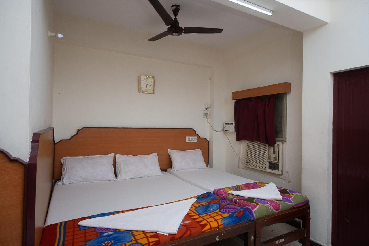 Spot On 38565 Hotel Surya Thiruvengadam St Ченнаї Екстер'єр фото