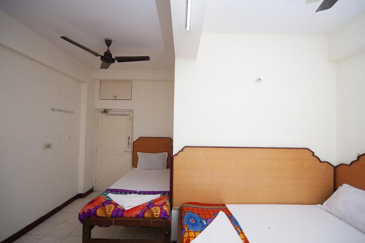 Spot On 38565 Hotel Surya Thiruvengadam St Ченнаї Екстер'єр фото